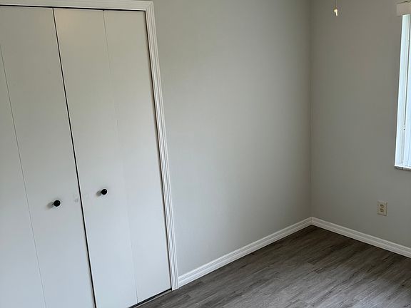 3rd image of 2538 Eastbrook Blvd