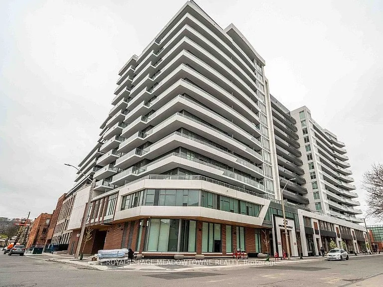 212 King St E #901 — Photo 1