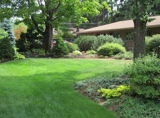 9 Birchwood Rd, Worcester, MA 01609