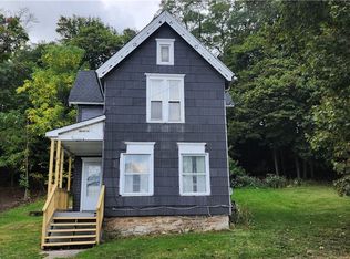 14 Glenwood Ave, Lockport, NY 14094