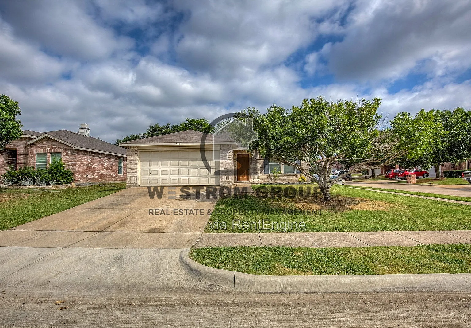 3 bed, 2.0 bath, 1868 sqft, $2,095 — Photo 1