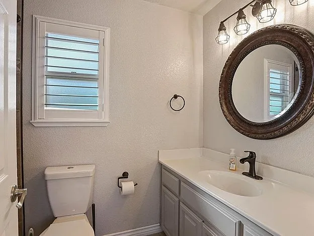 1601 Barkley Ln — Photo 28