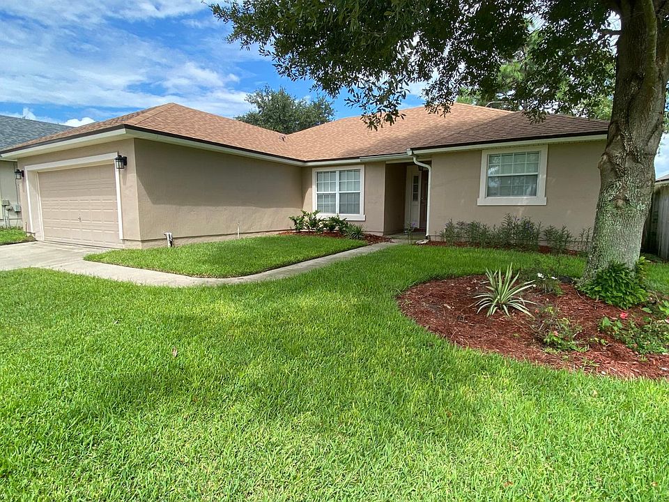 1st image of 2760 Cross Creek Dr