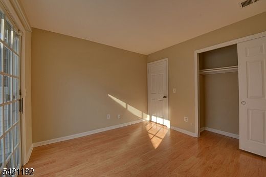 5th image of 220 Alexandria Way #220