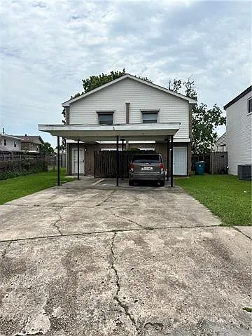 8600 International Ct — Photo 1