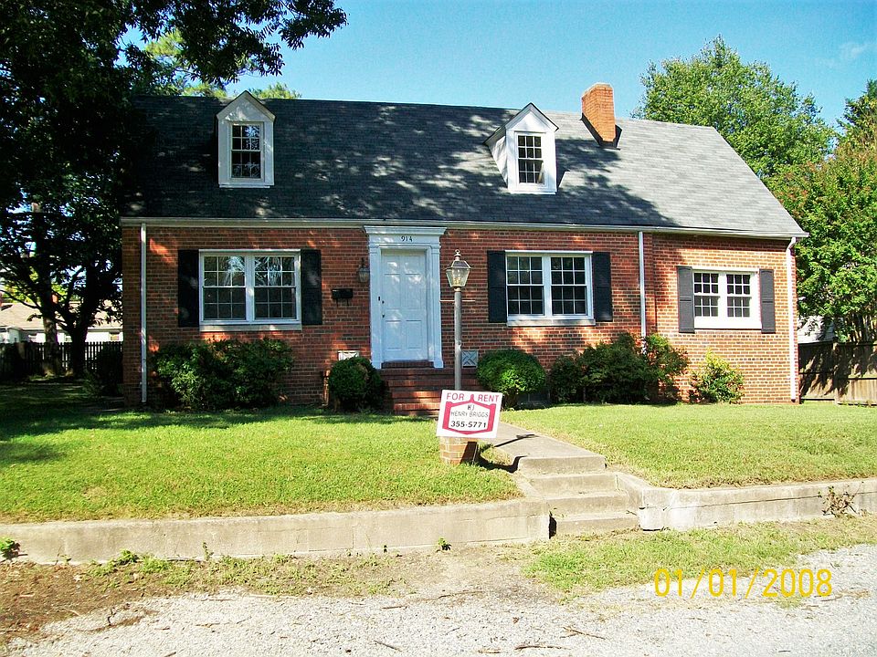 1st image of 914 Sabot St