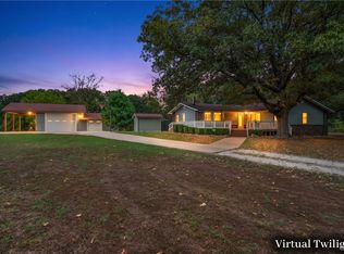 11086 Roman Rd, Bentonville, AR 72712