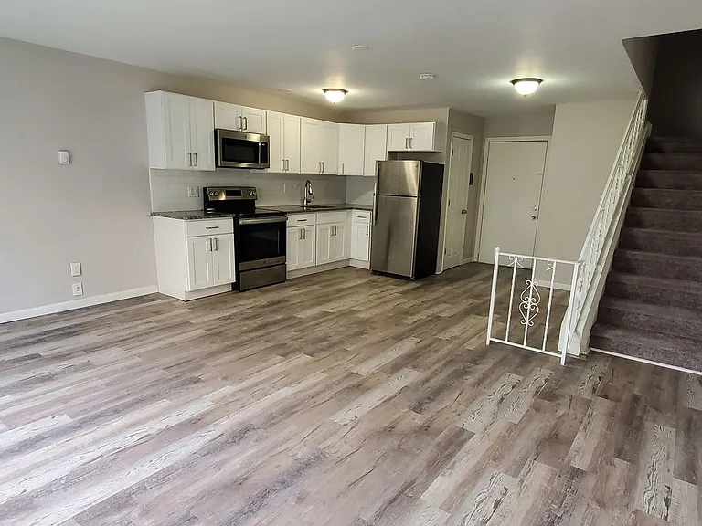 Villa Square LLC — Photo 42