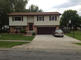 1445 Westside Dr, Mt Zion, IL
