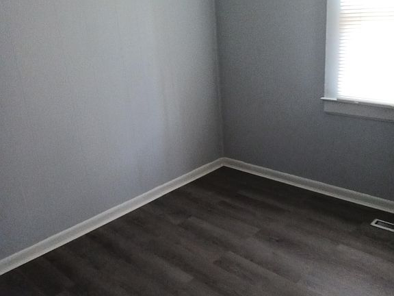 3rd image of 216 Charlotte Ave