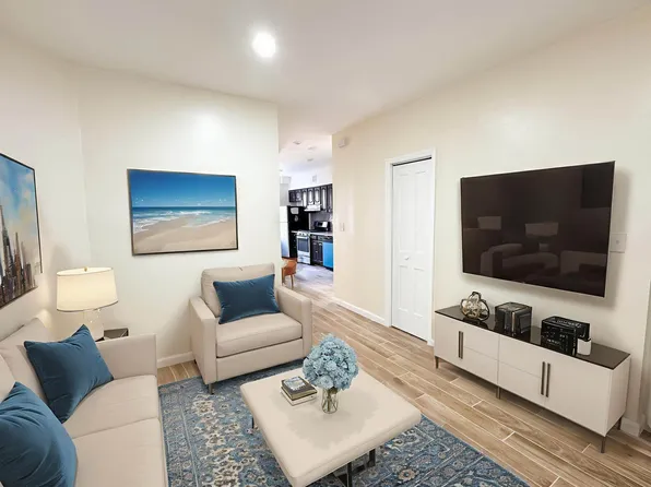 25-42 33rd Street image 2 of 17