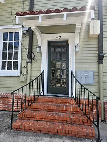 110 S Pierce St #C