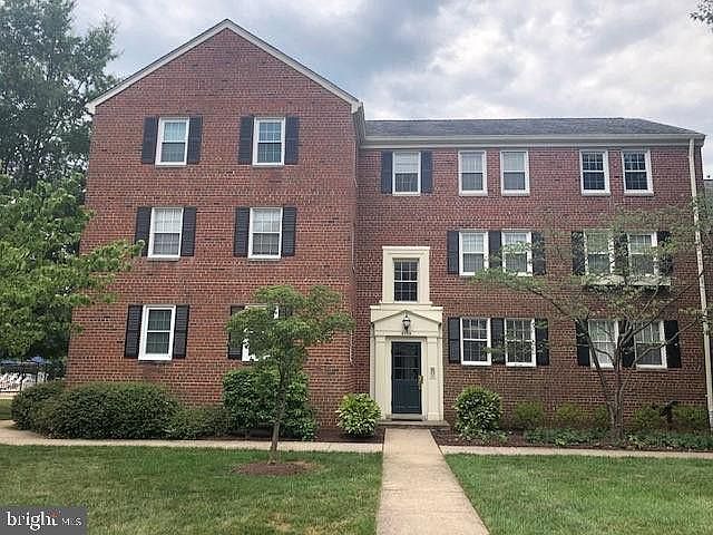 1st image of 6716 W Wakefield Dr APT C1