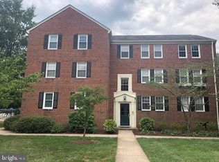 6716 W Wakefield Dr APT C1, Alexandria, VA 22307