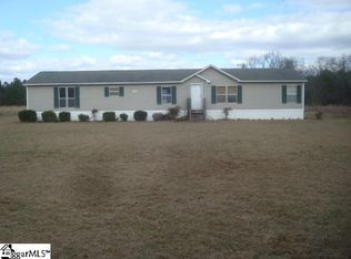 1796 Geddings Rd, Manning, SC 29102