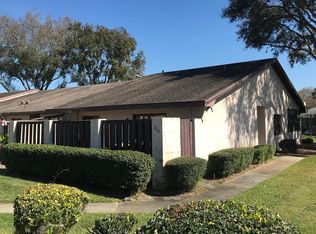 653 Broadmoor Cir, Winter Haven, FL 33884