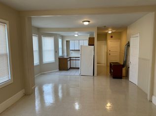 810 Brock Ave #3S, New Bedford, MA 02744