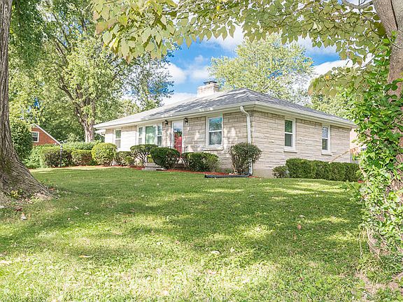 3rd image of 2531 Meadow Dr