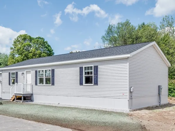 22 Lily Ln #11, Baldwinville, MA 01436
