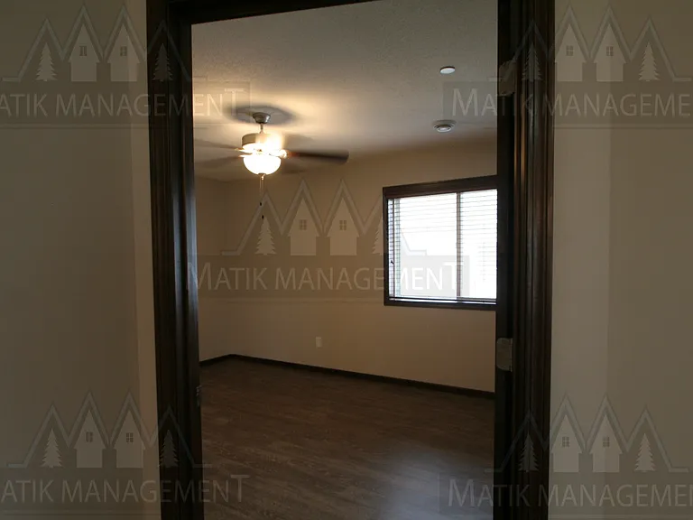2581 Hawk Ridge Ct SE — Photo 16