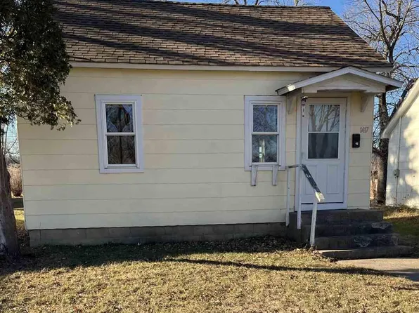 1417 N Broadway St, New Ulm, MN 56073