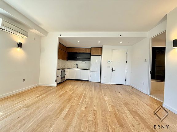 2nd image of 1326 Ocean Ave #2R