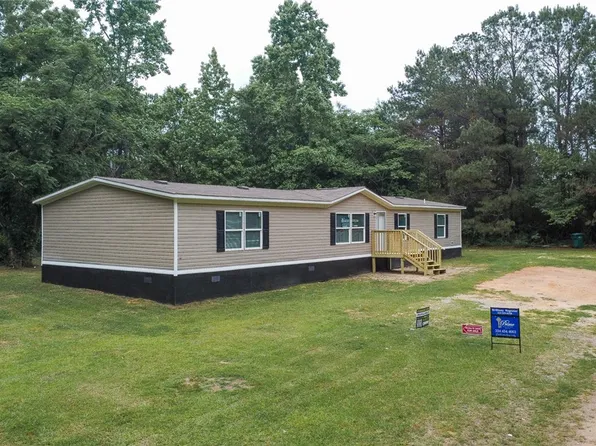 751 Ellis Rd, Shorter, AL 36075