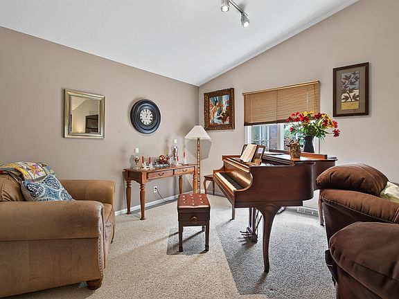 5th image of 2277 Radcliff Cir SE