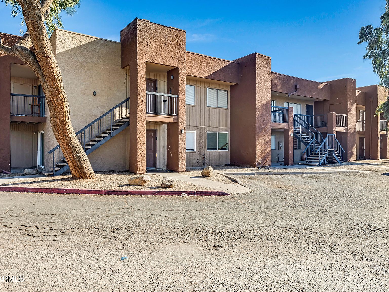 3810 N MARYVALE Parkway #2067, Phoenix, AZ 85031 | MLS #6953722