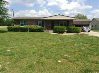 8415 Carneal Rd, West Paducah, KY 42086