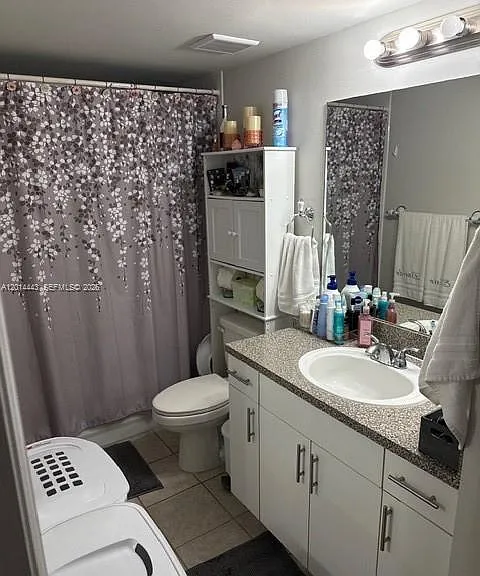 5025 Wiles Rd #105 — Photo 8