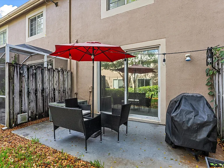2264 Salerno Cir — Photo 28
