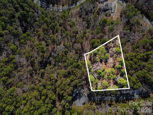 206 Lakewood Ct, New London, NC 28127