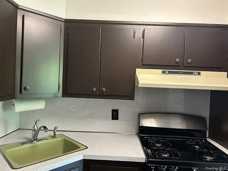 77-24 252nd St #2 — Photo 3
