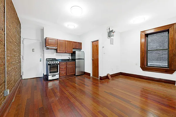 Rented by Compass | media 5