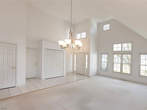 5th image of 23 Nantucket Row