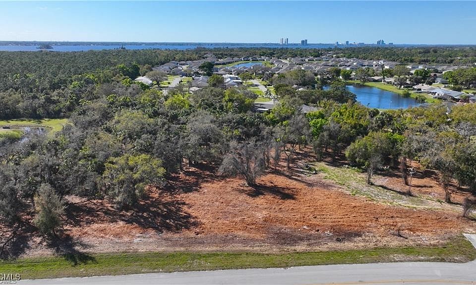1st image of 16440 Daughtreys Creek Rd