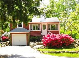 55 Hillside Ter, Wayne, NJ 07470