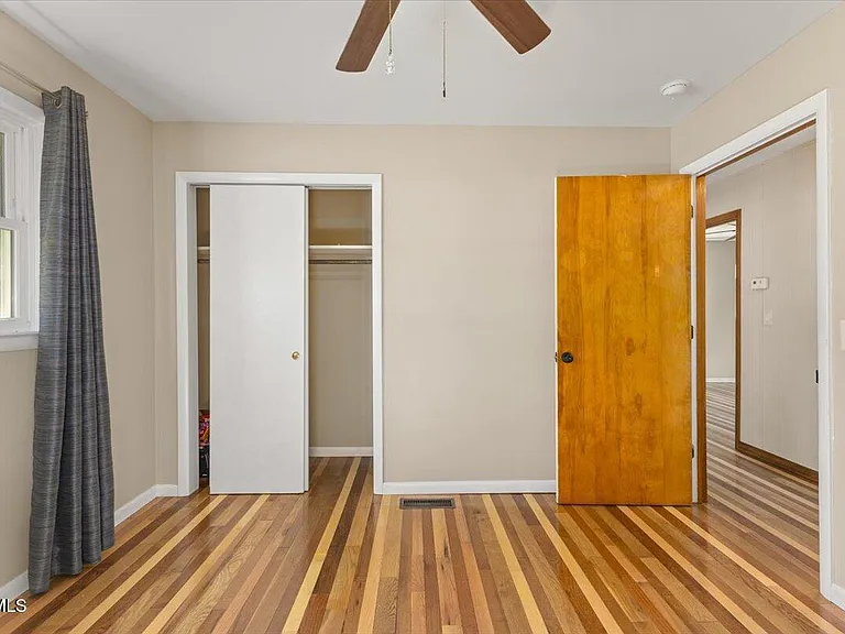 1122 Highway 107 — Photo 24