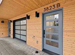 3823B Ashworth Ave N, Seattle, WA 98103