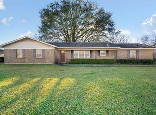 6936 David Dr, Theodore, AL 36582