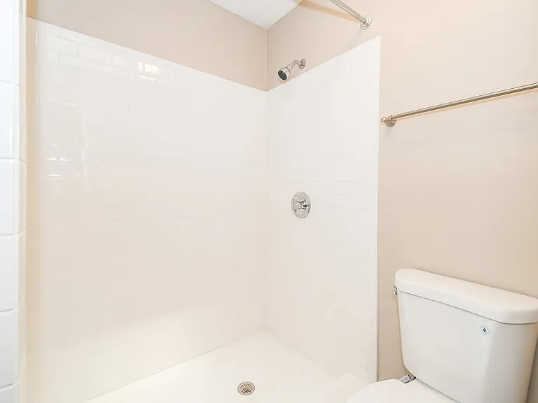 3303 Hampstead Dr — Photo 11