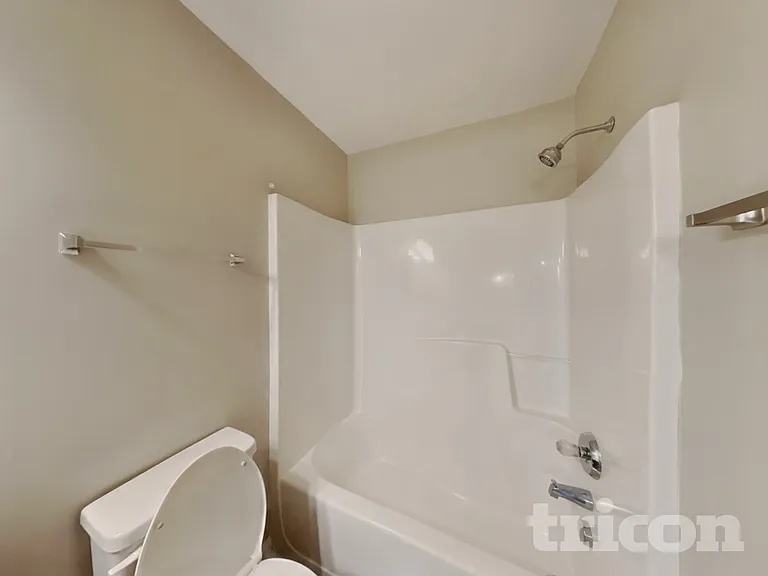 2410 King Malcolm Ln — Photo 14