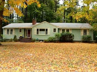 33 Greenwood Rd, Burlington, MA 01803