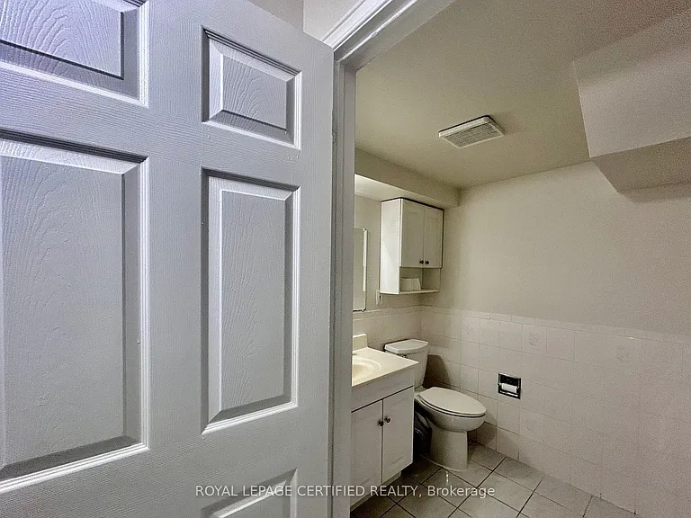 961 Stargazer Dr #BASEMENT — Photo 20