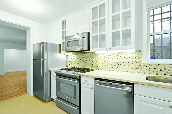 Rented by Stribling | media 27