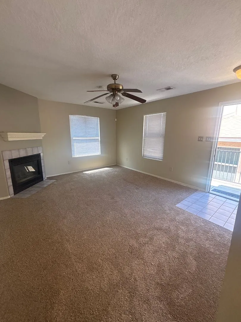 NE Albuquerque Rental — Photo 3