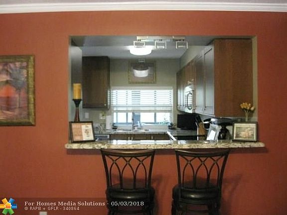 4th image of 5242 NE 6th Ave APT D