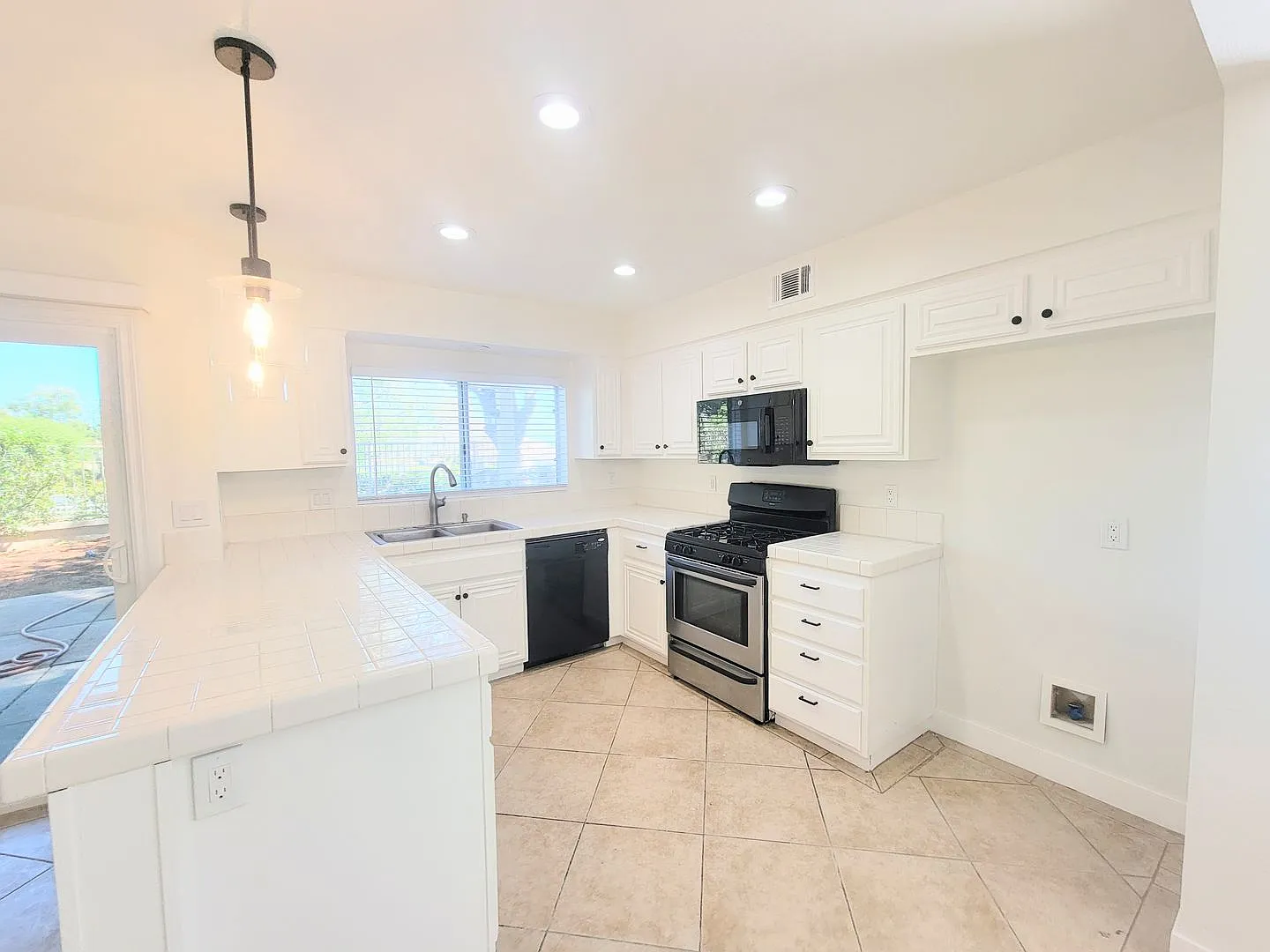 Gorgeous Paloma Del Sol Home — Photo 3