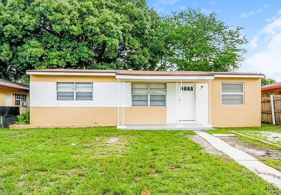 1025 NW 4th Ave